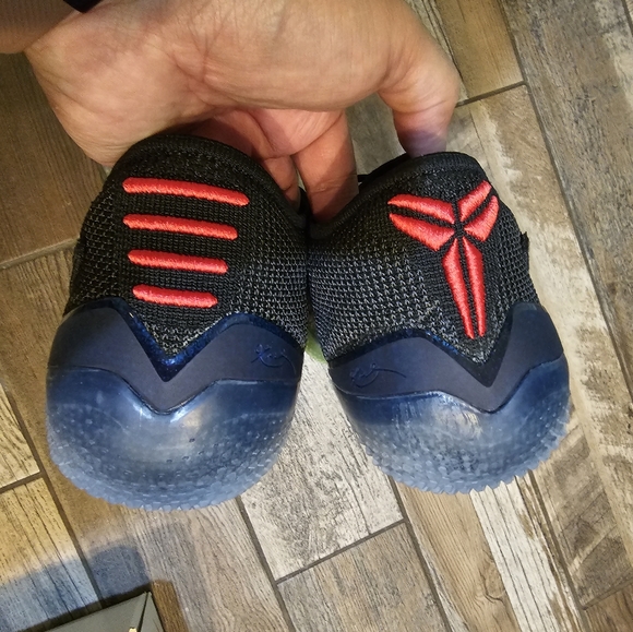 Nike - Kobe - NXT 360 - Mamba Day - Size 14 - DS - Picture 7 of 10